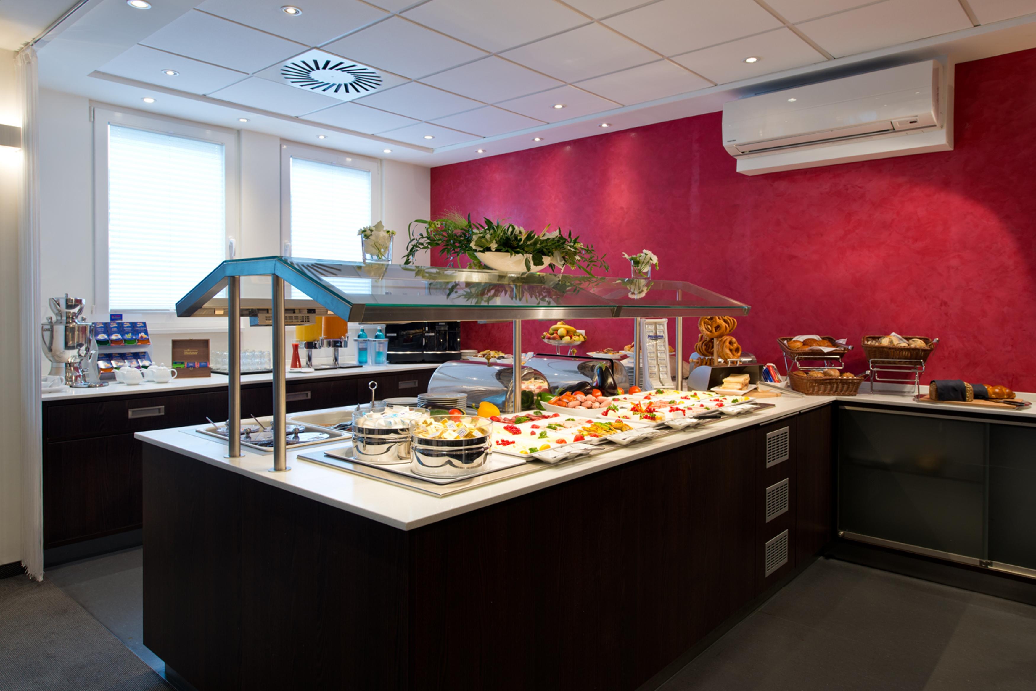 Achat Hotel Dresden Elbufer Exterior photo