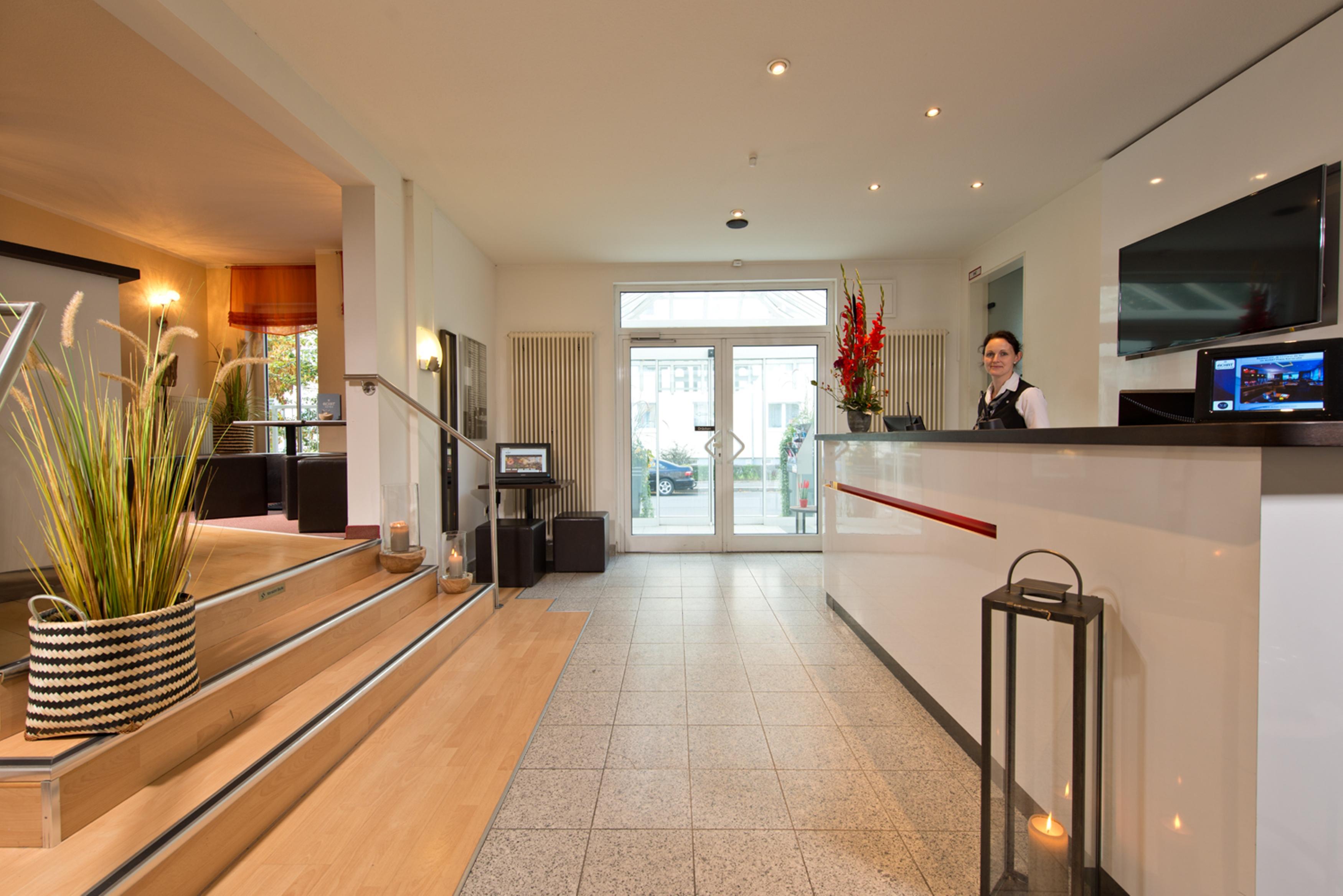 Achat Hotel Dresden Elbufer Exterior photo