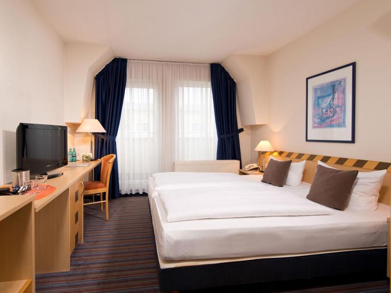 Achat Hotel Dresden Elbufer Room photo
